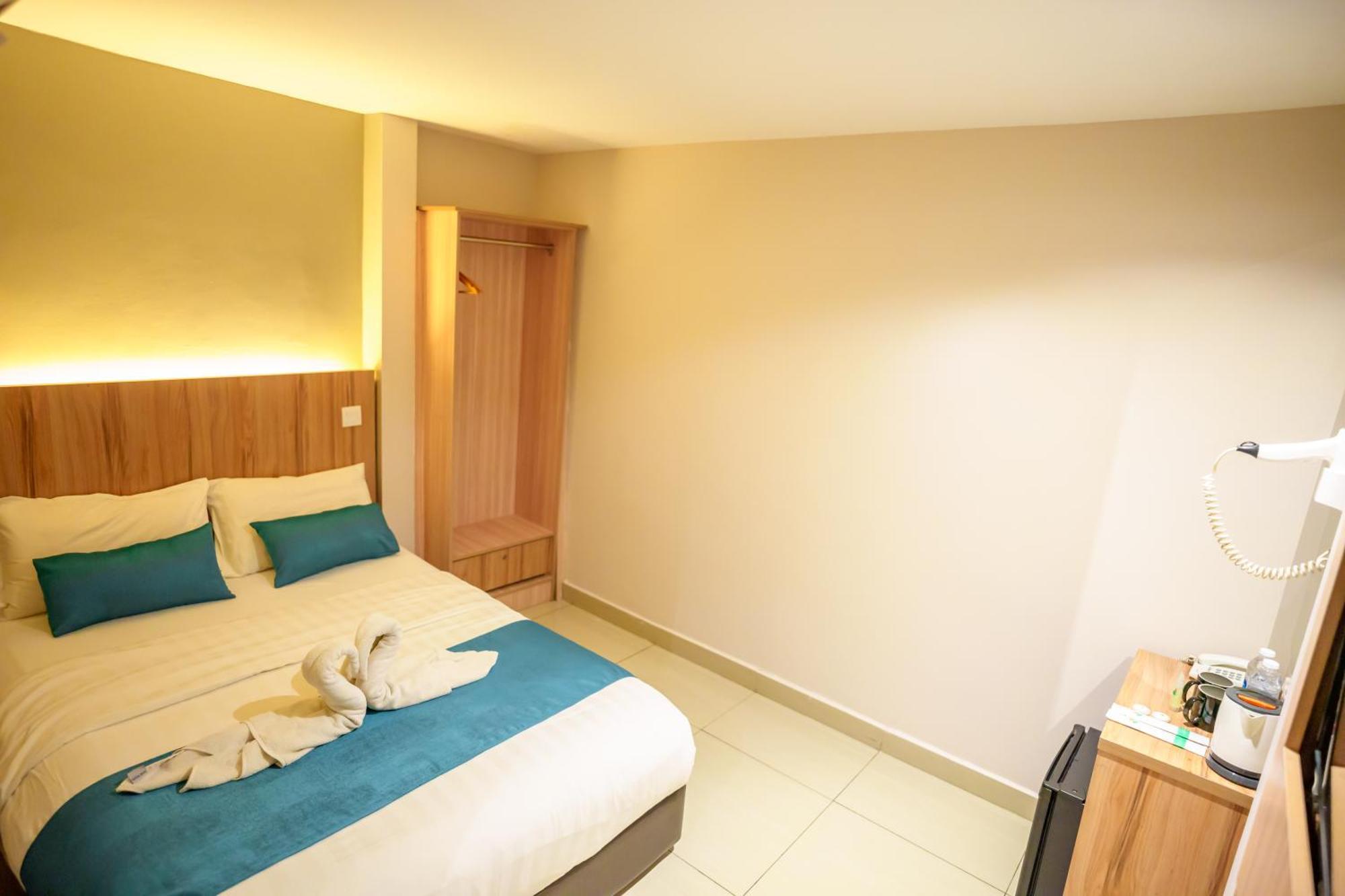 Alaxis Hotel 3*