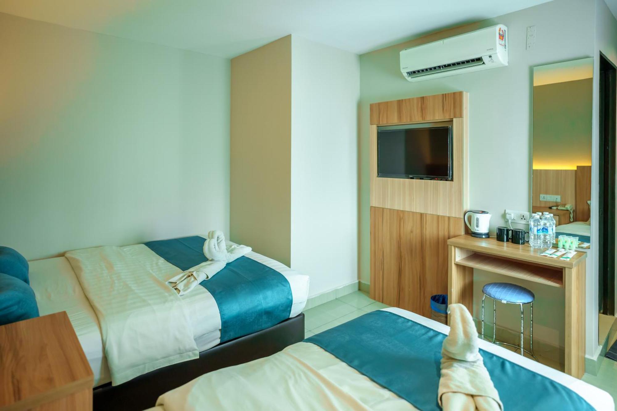 Hotel Alaxis 3*